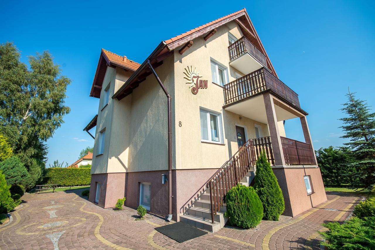 Jan Pokoje Dziwnówek Exterior foto